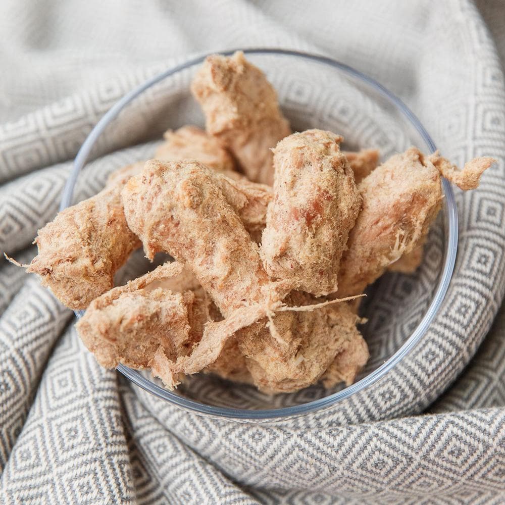 FREEZY PAWS Chicken Neck Coated with Salmon Freeze Dried Pet Treats 100g