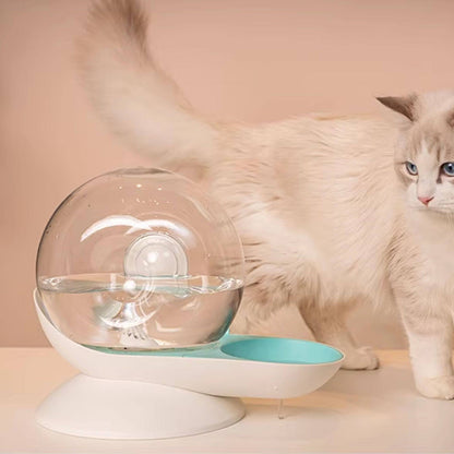 Snail Shaped Non-Electric Pet Water Fountain 2.8L