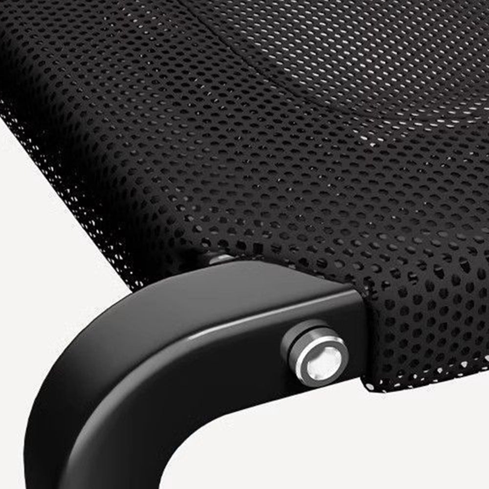 Heavy-Duty Elevated All-Season Dog Bed for Medium & Large Dogs