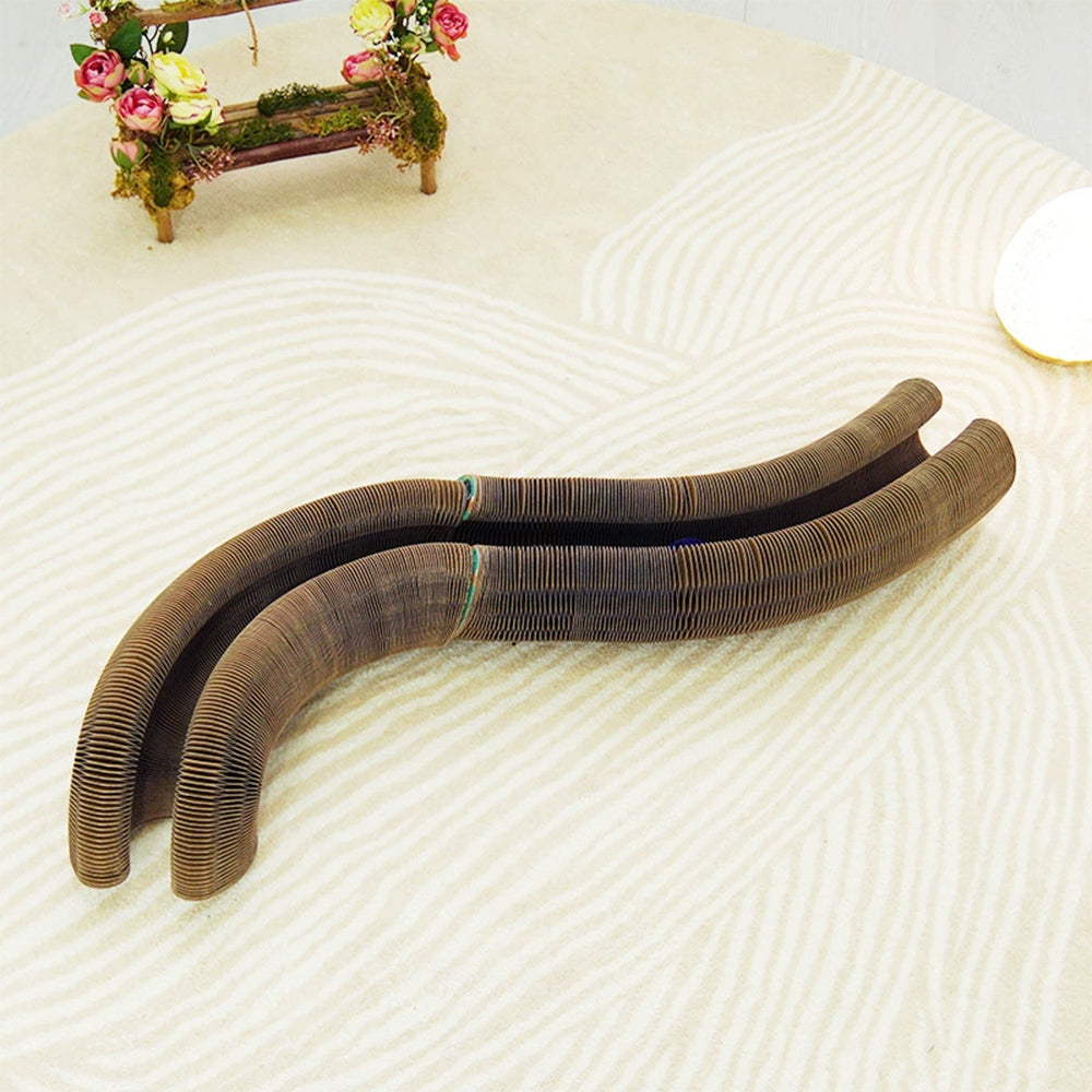 Pink Foldable Accordion Cat Scratcher – Magnetic Corrugated Cardboard Toy