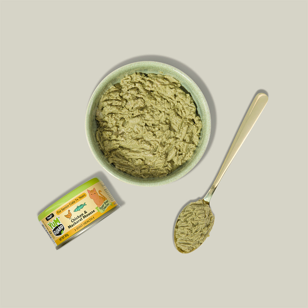 YUMGUARD Joint Health Chicken & Mackerel Mousse Senior 7+ Wet Cat Food