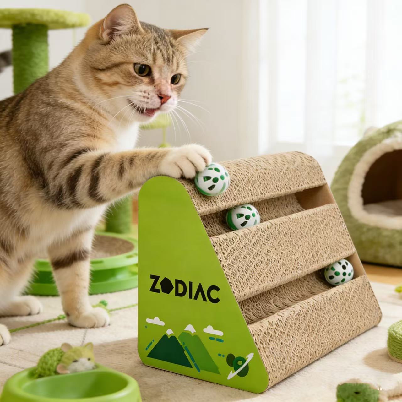 ZODIAC Kiwi Triangle Cat Scratcher with Balls 28x17x21cm