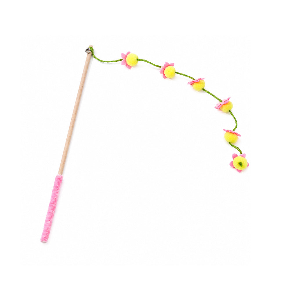 Interactive Wooden Cat Wand – Bell Teaser Toy for Indoor Cats