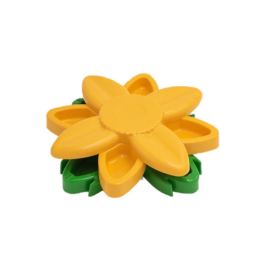 ZIPPY PAWS Smarty Paws Puzzler Sunflower Feeder Interactive Dog Toy